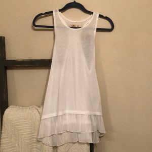 Hollister white top